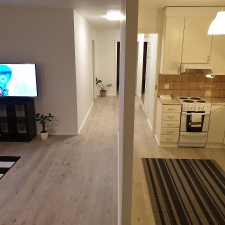Easy And Short From The Airport Apartment Helsinki Exterior photo