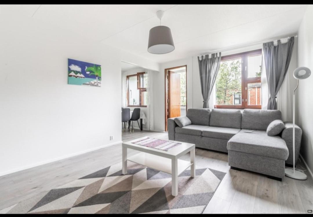 Easy And Short From The Airport Apartment Helsinki Exterior photo