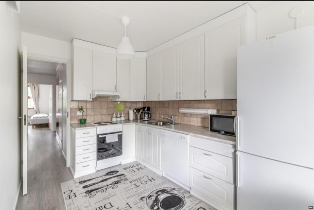 Easy And Short From The Airport Apartment Helsinki Exterior photo